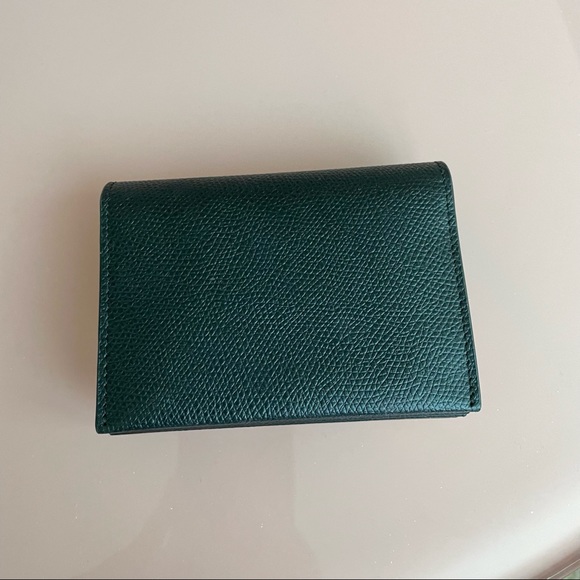 SADDLE FLAP CARD HOLDER - Picture 7 of 8